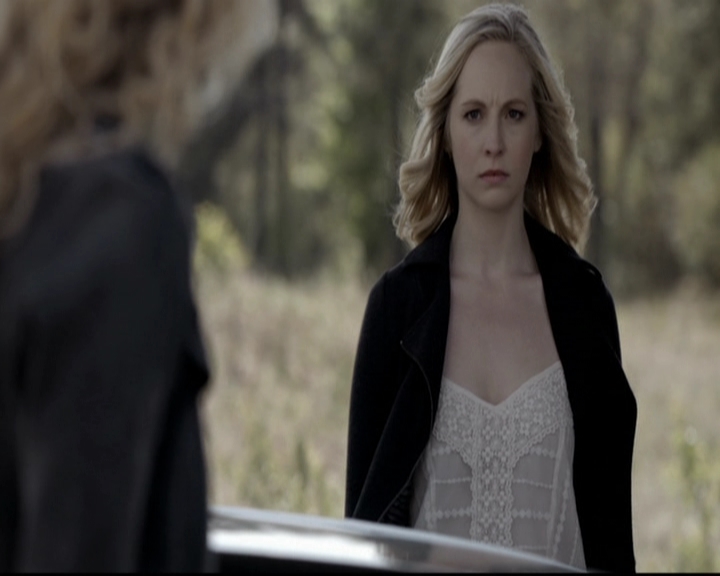 VampireDiariesWorld-dot-org_5x22Home0277.jpg