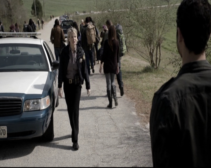 VampireDiariesWorld-dot-org_5x22Home0337.jpg