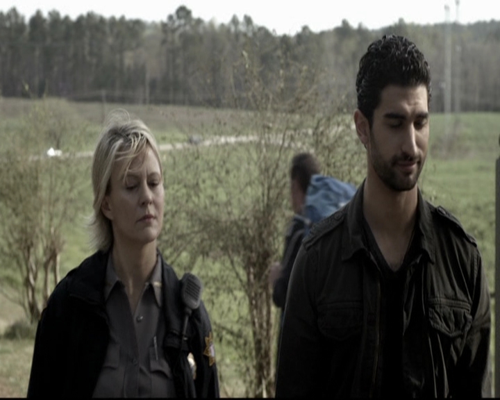VampireDiariesWorld-dot-org_5x22Home0382.jpg