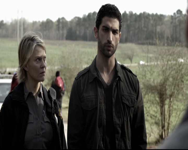 VampireDiariesWorld-dot-org_5x22Home0407.jpg VampireDiariesWorld-dot-org_5x22Home0407.jpg