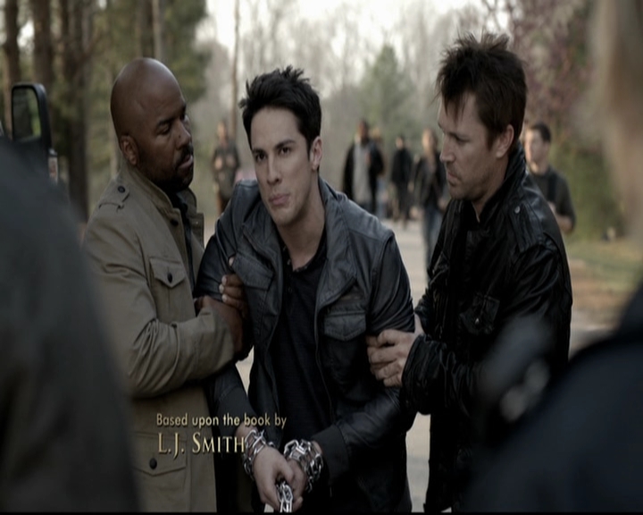 VampireDiariesWorld-dot-org_5x22Home0413.jpg VampireDiariesWorld-dot-org_5x22Home0413.jpg