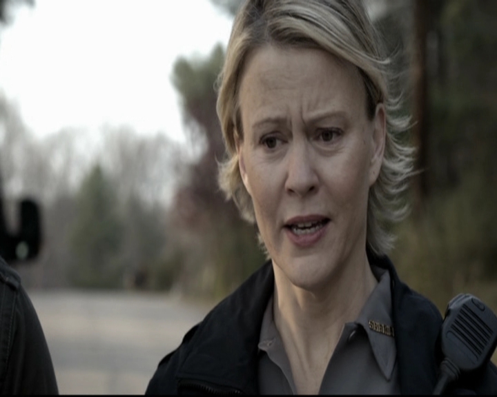 VampireDiariesWorld-dot-org_5x22Home0477.jpg