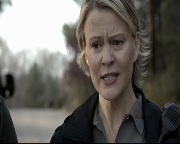 VampireDiariesWorld-dot-org_5x22Home0478.jpg