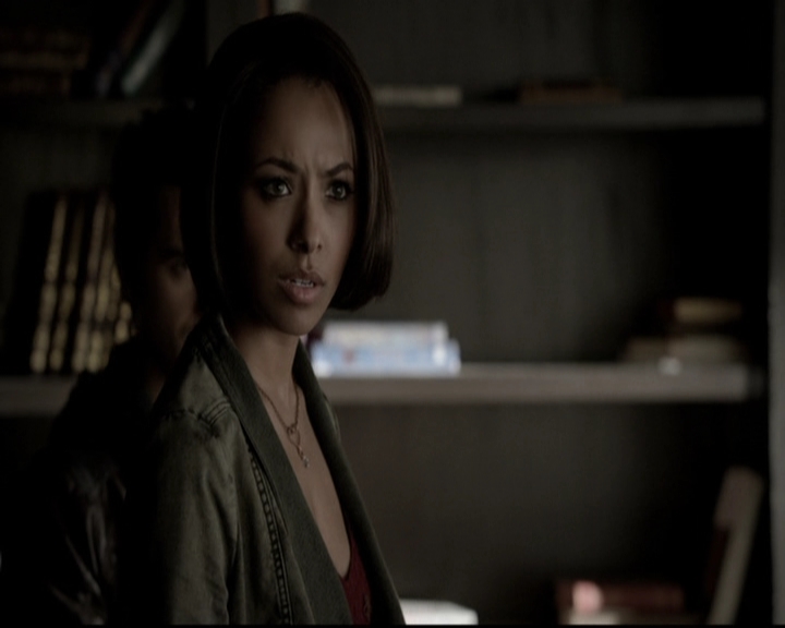 VampireDiariesWorld-dot-org_5x22Home0511.jpg VampireDiariesWorld-dot-org_5x22Home0511.jpg