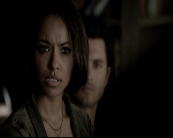 VampireDiariesWorld-dot-org_5x22Home0513.jpg VampireDiariesWorld-dot-org_5x22Home0513.jpg