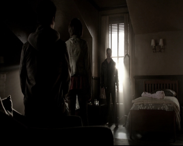 VampireDiariesWorld-dot-org_5x22Home0517.jpg