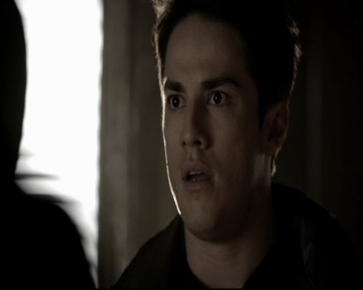 VampireDiariesWorld-dot-org_5x22Home0534.jpg