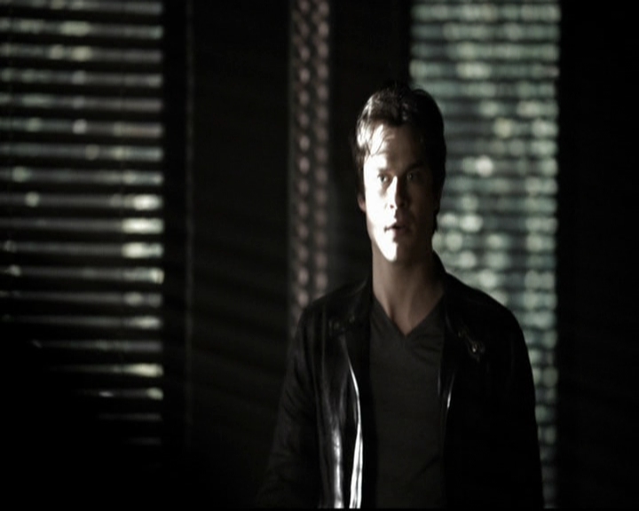 VampireDiariesWorld-dot-org_5x22Home0547.jpg