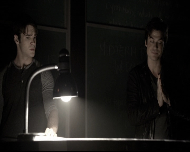 VampireDiariesWorld-dot-org_5x22Home0590.jpg