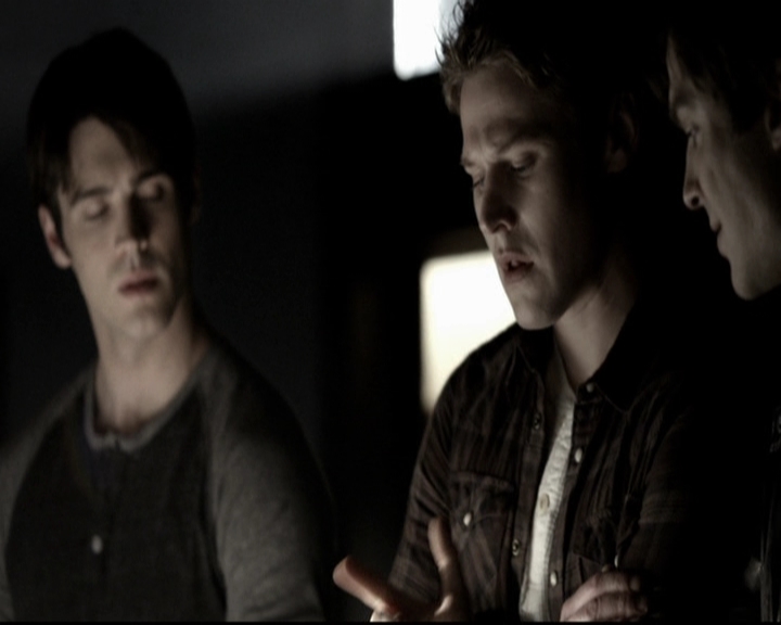 VampireDiariesWorld-dot-org_5x22Home0623.jpg