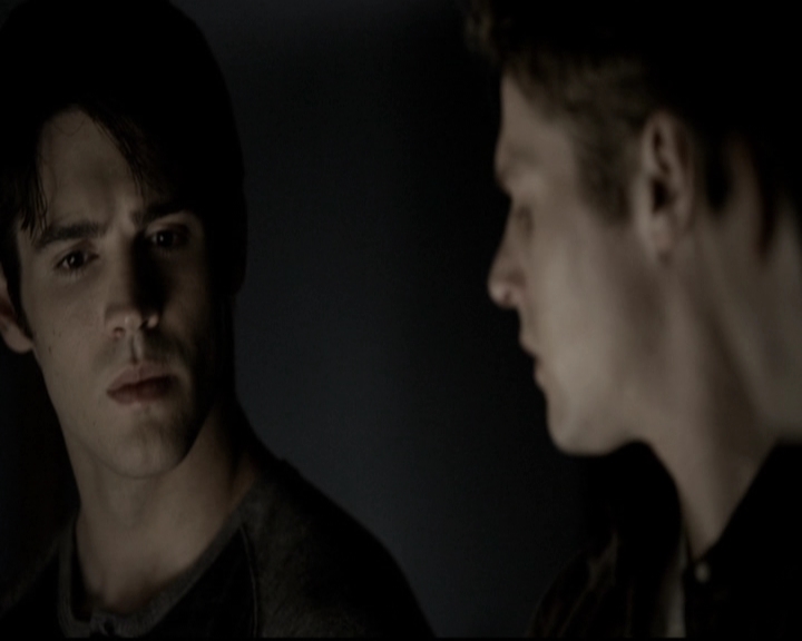 VampireDiariesWorld-dot-org_5x22Home0636.jpg