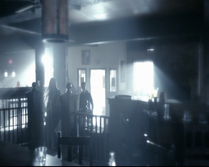 VampireDiariesWorld-dot-org_5x22Home0646.jpg