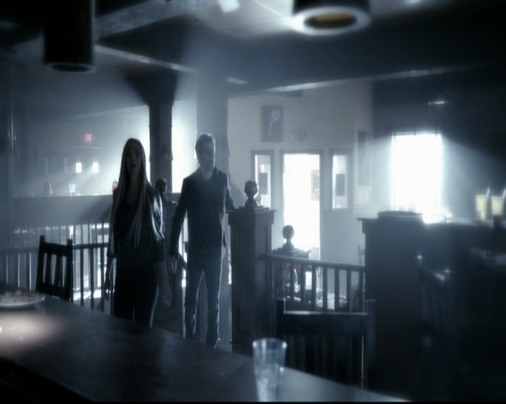 VampireDiariesWorld-dot-org_5x22Home0648.jpg