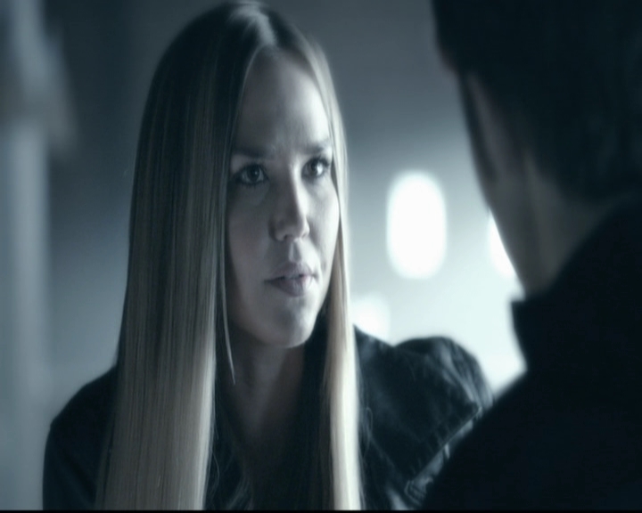 VampireDiariesWorld-dot-org_5x22Home0684.jpg