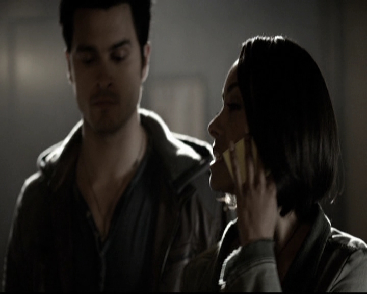 VampireDiariesWorld-dot-org_5x22Home0713.jpg