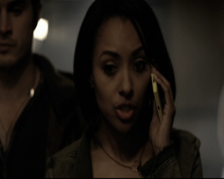 VampireDiariesWorld-dot-org_5x22Home0721.jpg