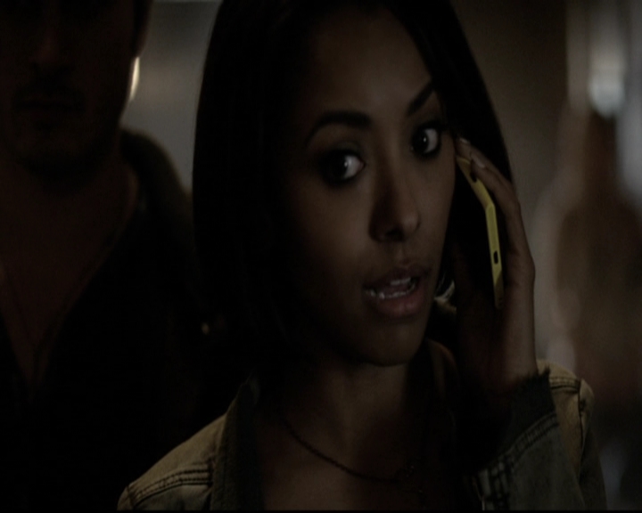 VampireDiariesWorld-dot-org_5x22Home0724.jpg