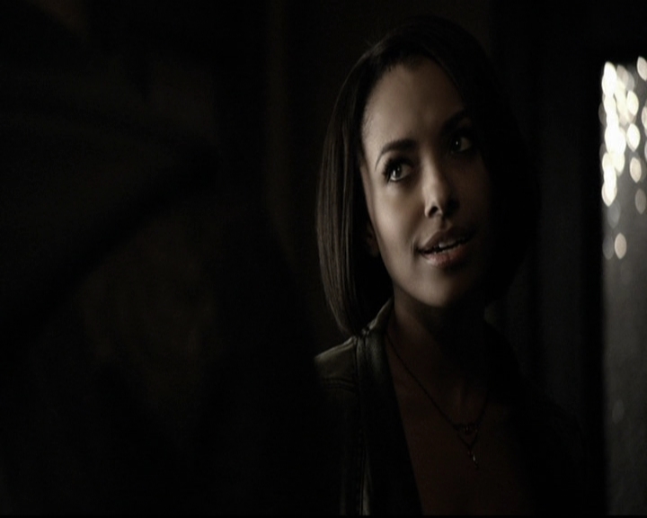 VampireDiariesWorld-dot-org_5x22Home0753.jpg