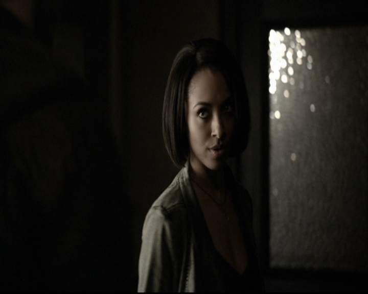 VampireDiariesWorld-dot-org_5x22Home0755.jpg