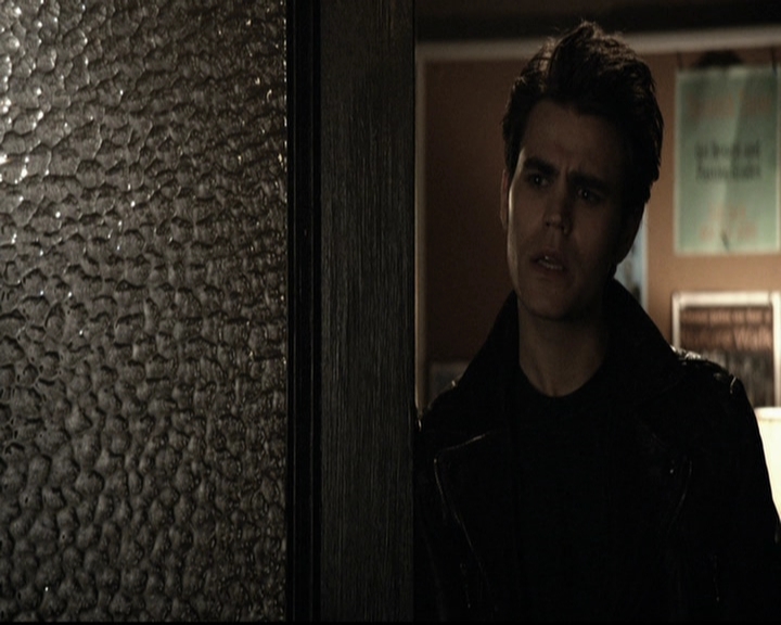 VampireDiariesWorld-dot-org_5x22Home0763.jpg