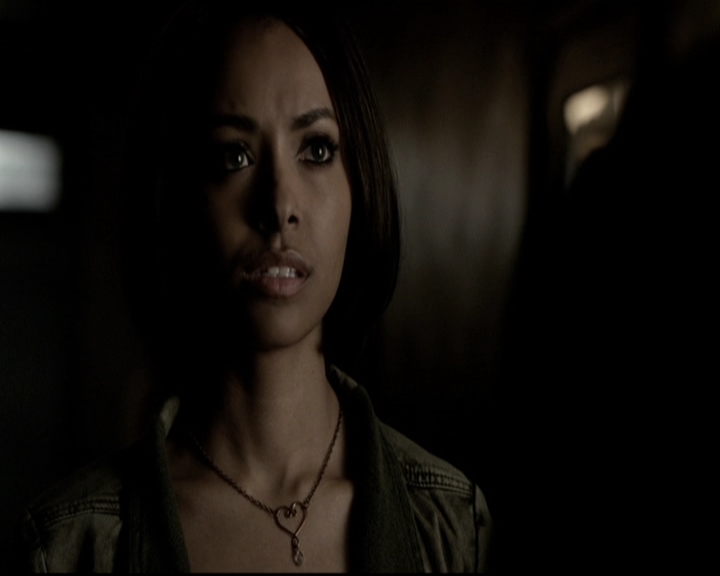 VampireDiariesWorld-dot-org_5x22Home0768.jpg