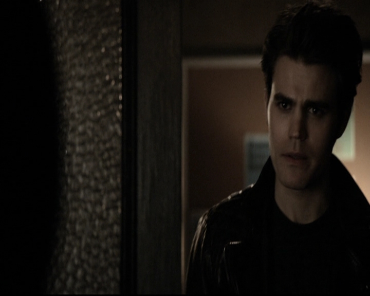 VampireDiariesWorld-dot-org_5x22Home0781.jpg
