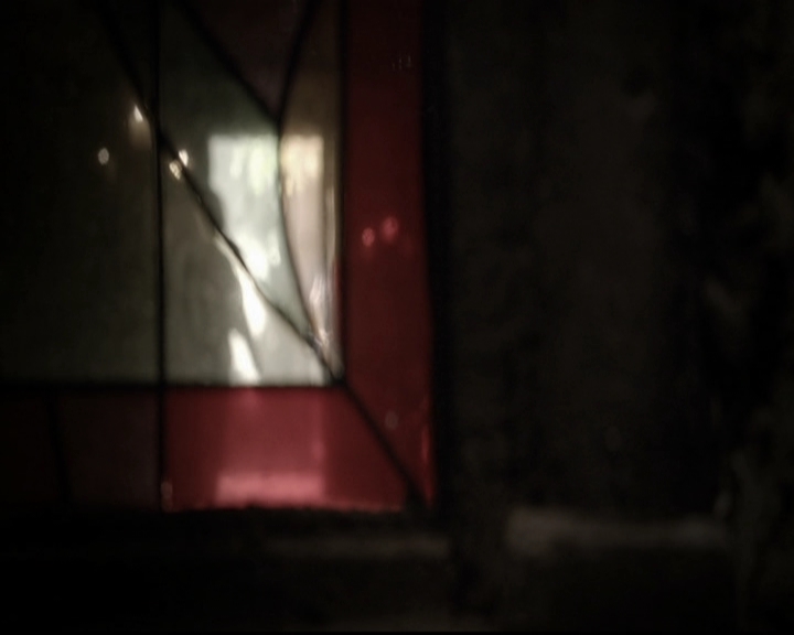 VampireDiariesWorld-dot-org_5x22Home0829.jpg