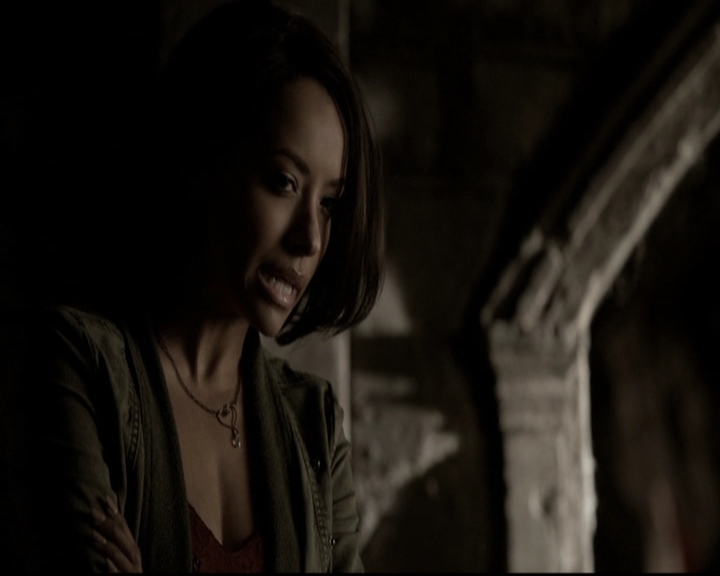 VampireDiariesWorld-dot-org_5x22Home0837.jpg