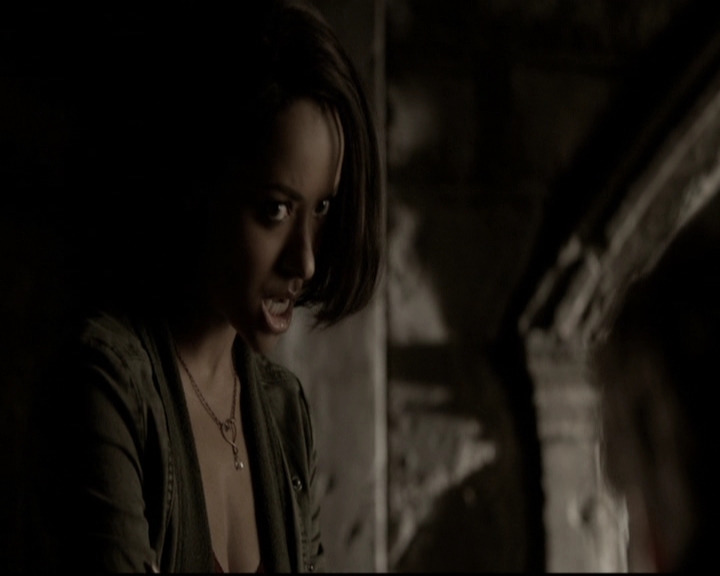 VampireDiariesWorld-dot-org_5x22Home0838.jpg