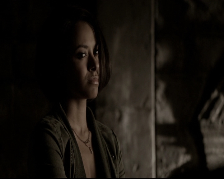 VampireDiariesWorld-dot-org_5x22Home0846.jpg
