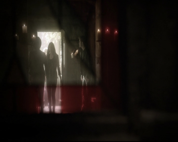 VampireDiariesWorld-dot-org_5x22Home0855.jpg VampireDiariesWorld-dot-org_5x22Home0855.jpg