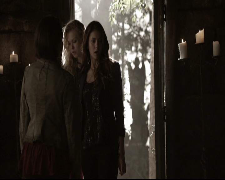 VampireDiariesWorld-dot-org_5x22Home0870.jpg