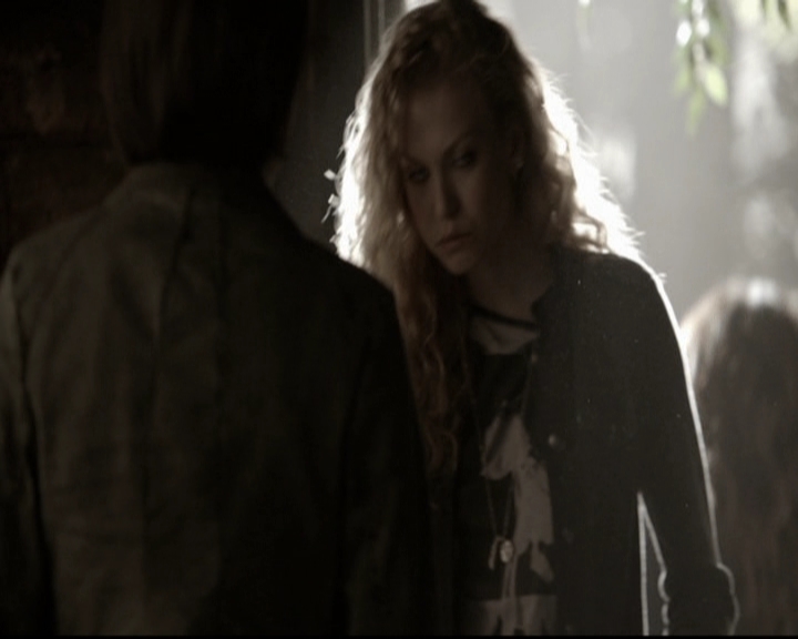 VampireDiariesWorld-dot-org_5x22Home0874.jpg