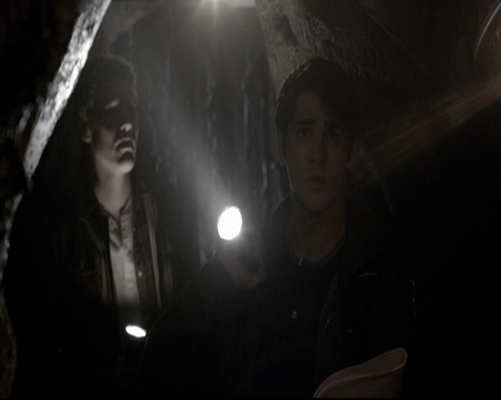 VampireDiariesWorld-dot-org_5x22Home0886.jpg