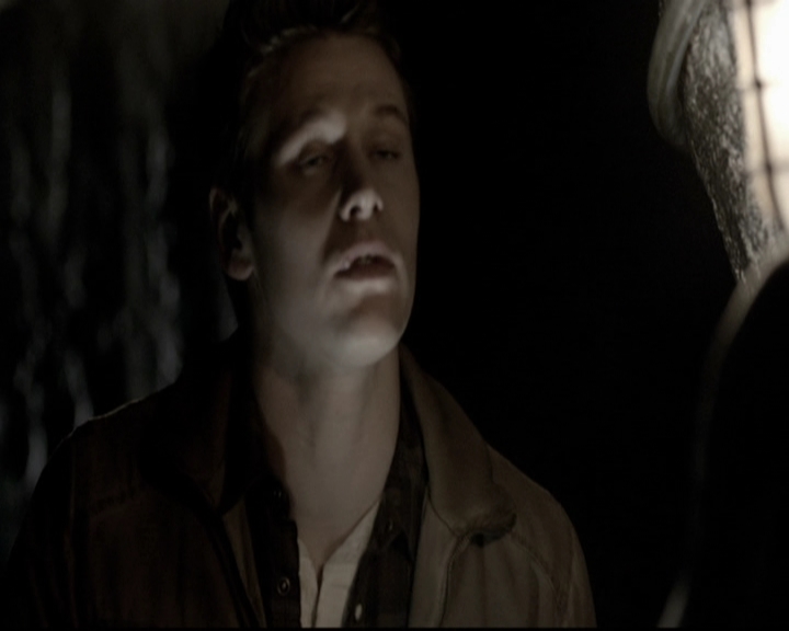 VampireDiariesWorld-dot-org_5x22Home0894.jpg