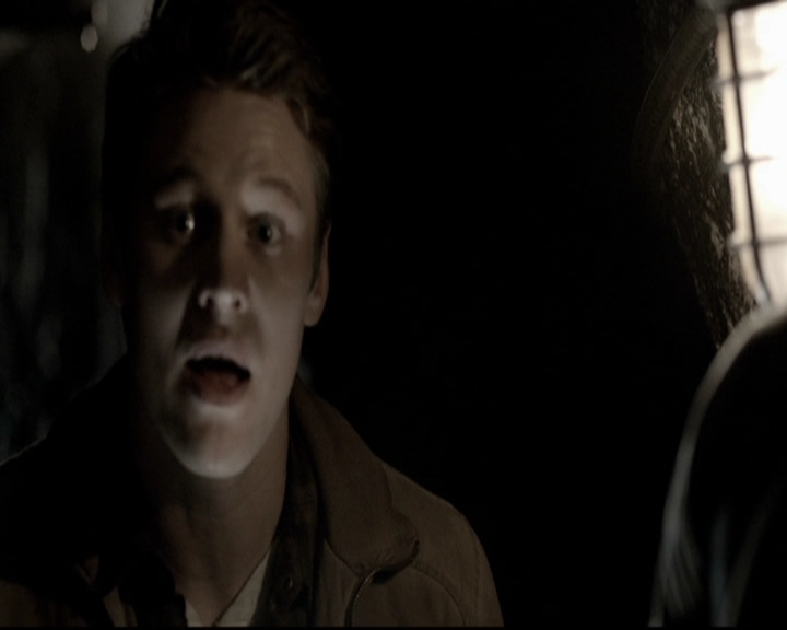 VampireDiariesWorld-dot-org_5x22Home0895.jpg