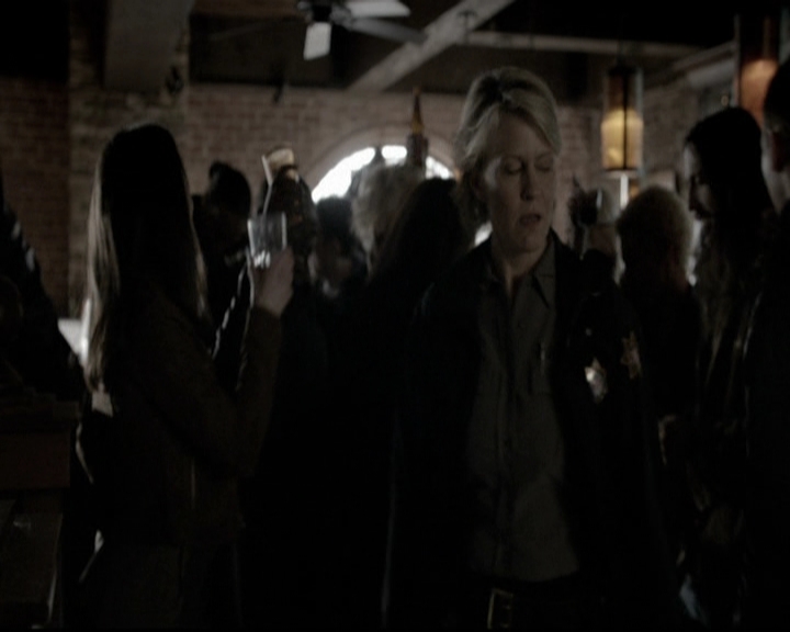 VampireDiariesWorld-dot-org_5x22Home0926.jpg