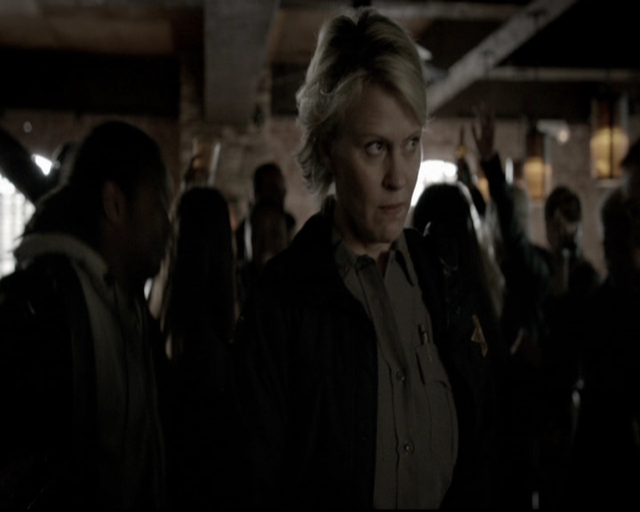 VampireDiariesWorld-dot-org_5x22Home0928.jpg
