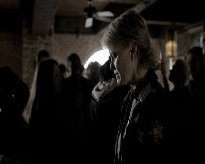 VampireDiariesWorld-dot-org_5x22Home0933.jpg