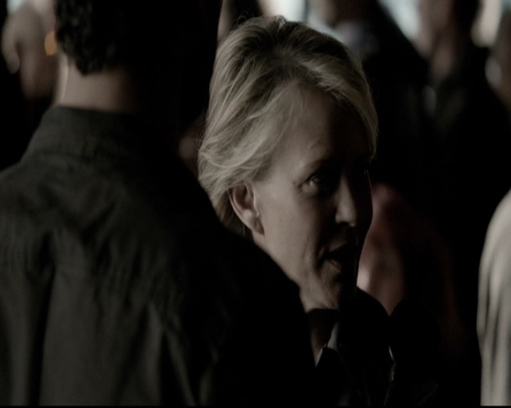 VampireDiariesWorld-dot-org_5x22Home0948.jpg