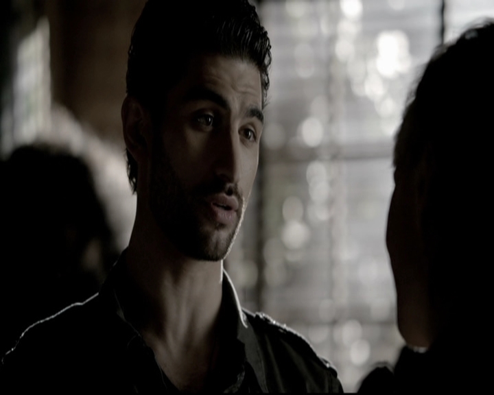 VampireDiariesWorld-dot-org_5x22Home0960.jpg