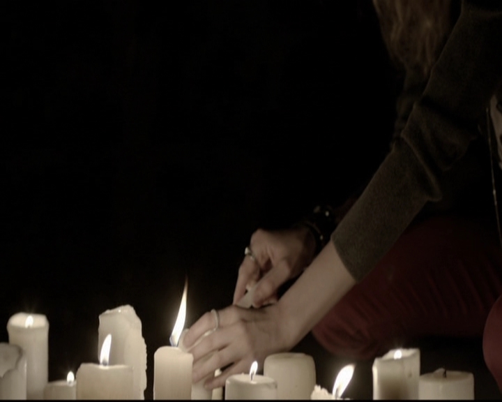 VampireDiariesWorld-dot-org_5x22Home1119.jpg
