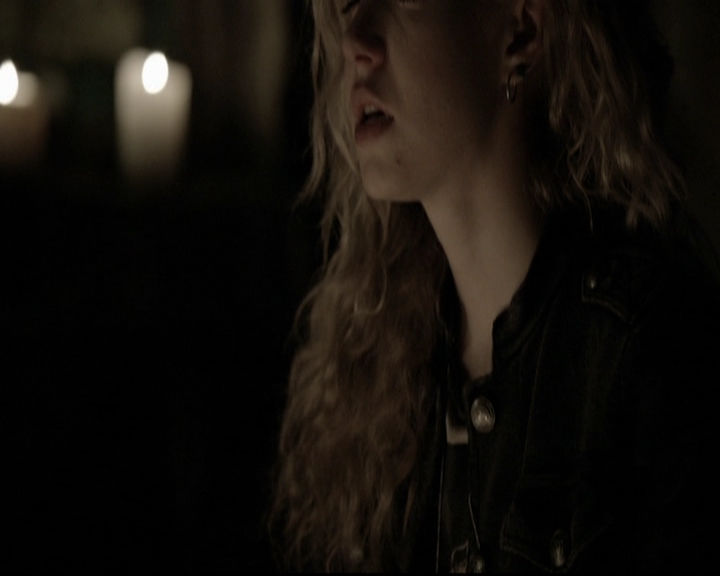 VampireDiariesWorld-dot-org_5x22Home1138.jpg