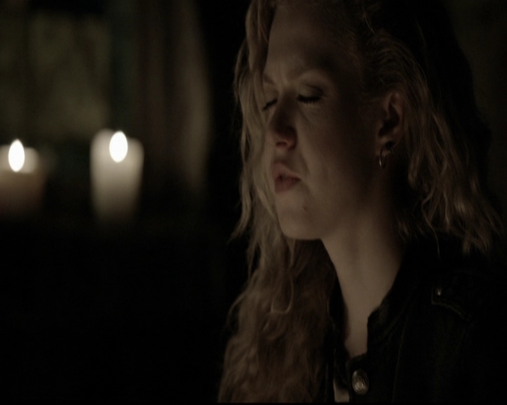 VampireDiariesWorld-dot-org_5x22Home1139.jpg