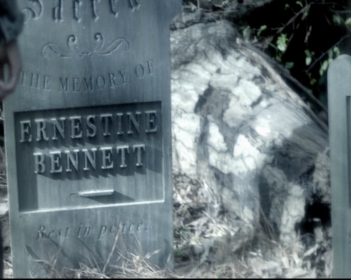 VampireDiariesWorld-dot-org_5x22Home1186.jpg