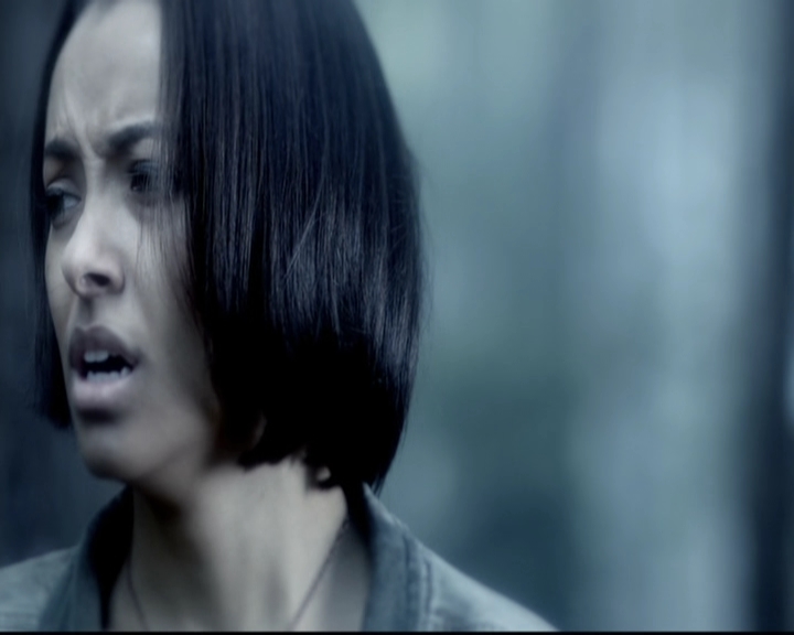 VampireDiariesWorld-dot-org_5x22Home1192.jpg