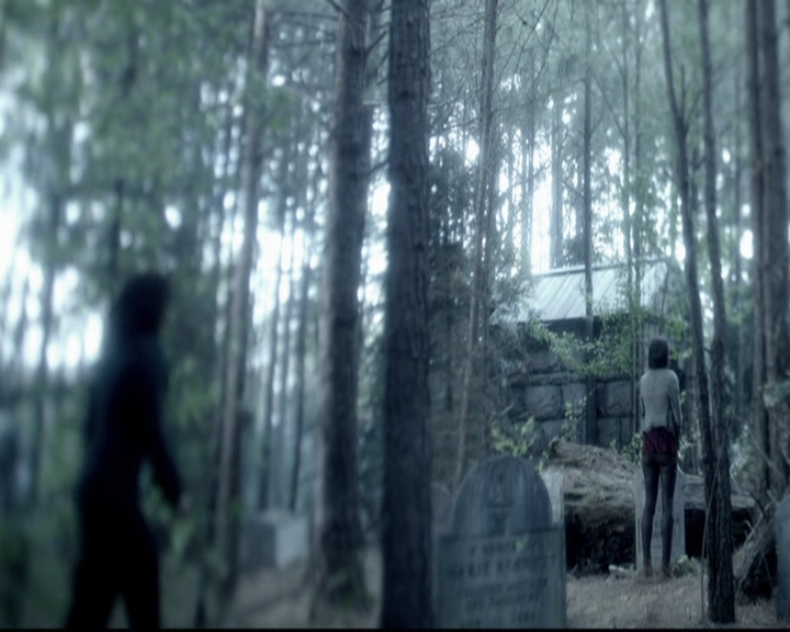 VampireDiariesWorld-dot-org_5x22Home1193.jpg