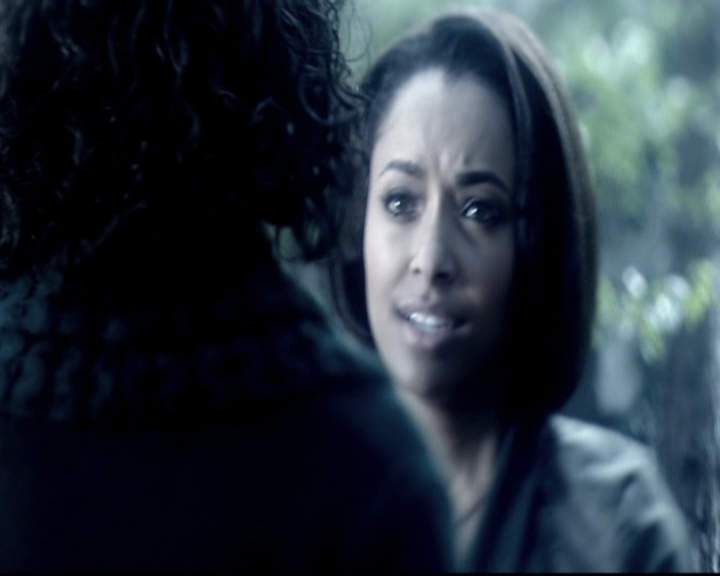 VampireDiariesWorld-dot-org_5x22Home1201.jpg