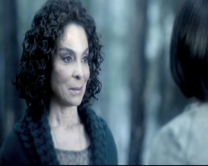 VampireDiariesWorld-dot-org_5x22Home1218.jpg