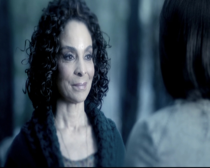 VampireDiariesWorld-dot-org_5x22Home1234.jpg